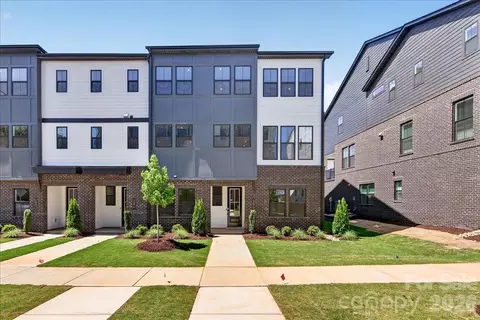 12015 Elsa Ln, Charlotte, NC 28277