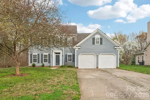 7334 Reynard Ln, Charlotte, NC 28215
