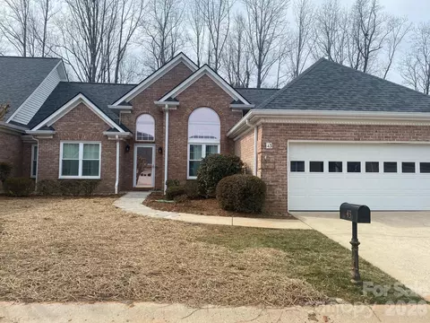 3131 9th Street Ne 43 Dr NE #43, Hickory, NC 28601
