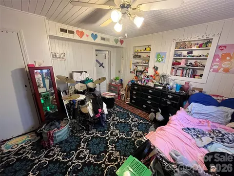 Bedroom - 31 Walker Rd, Columbus, NC 28722 photo 1 of 2