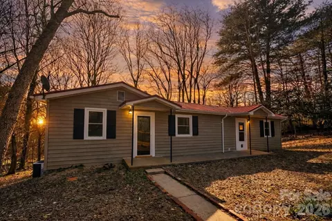 295 Moore Dr, Marion, NC 28752