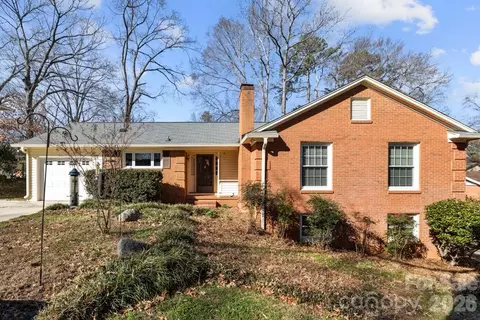 6306 Wheeler Dr, Charlotte, NC 28211