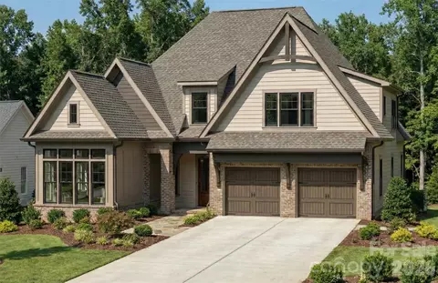19146 Newburg Hill Rd, Davidson, NC 28036