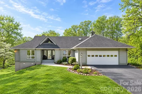 132 Broadmoor V-1 Dr #V-1, Flat Rock, NC 28731