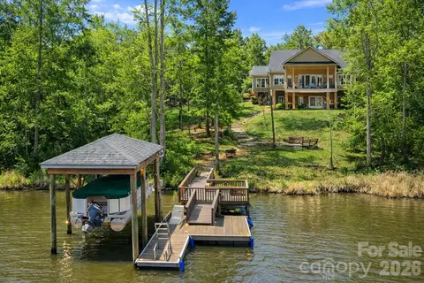 27 Wateree Key Ct, Winnsboro, SC 29180