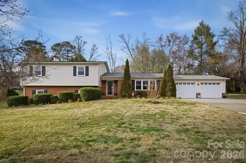 1405 Lower Creek Ne Dr NE, Lenoir, NC 28645