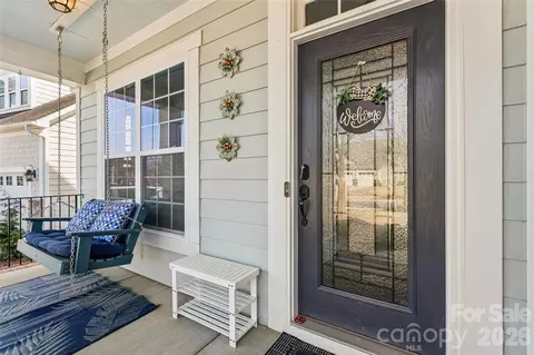 18808 Avery Park Dr, Cornelius, NC 28031 photo 4