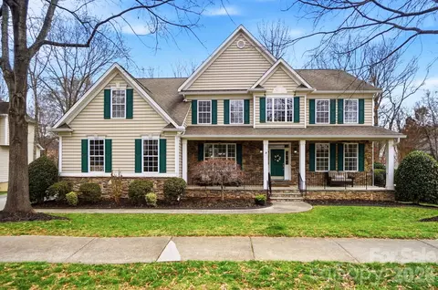 8205 Sturminster Dr, Waxhaw, NC 28173