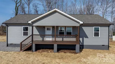 250 Old Lumber Yard Rd, Morganton, NC 28655