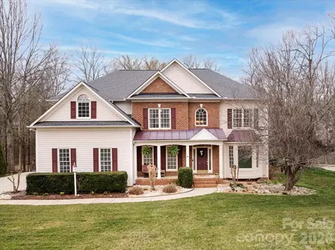 5803 Silver Creek Dr, Waxhaw, NC 28173