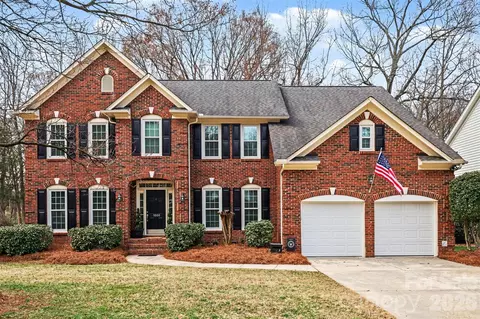 1000 Coachman Dr, Waxhaw, NC 28173