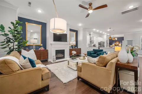 10026 Wayfair Meadow Ct, Charlotte, NC 28277