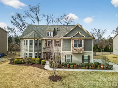 15317 Guthrie Dr, Huntersville, NC 28078