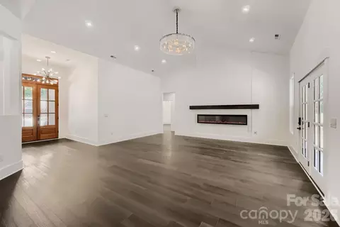 Living - 321 Stone Ridge Dr, Salisbury, NC 28146 photo 1 of 4