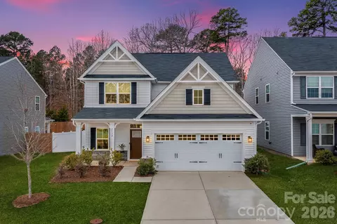 2132 Lenswood Ct, Denver, NC 28037