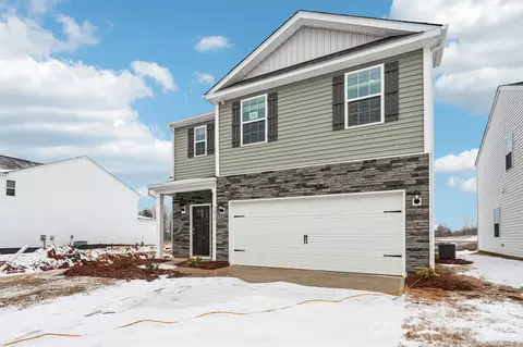 1447 Mammoth Rd, Hickory, NC 28602