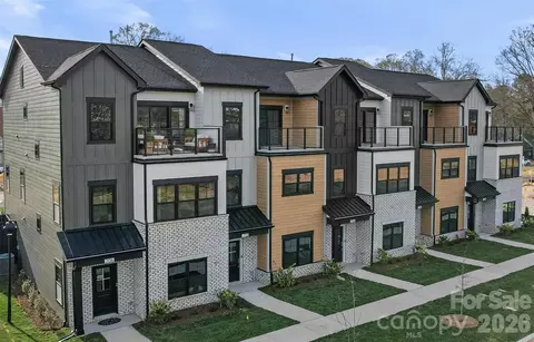 732 Falling Oak Aly, Huntersville, NC 28078