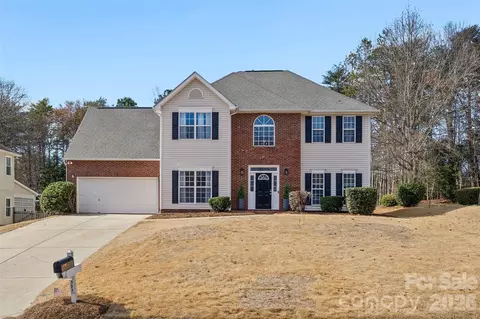 123 Nims Spring Dr, Fort Mill, SC 29715