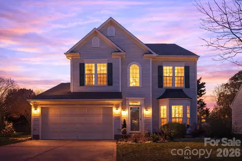 12824 Harvest Time Ct, Charlotte, NC 28278