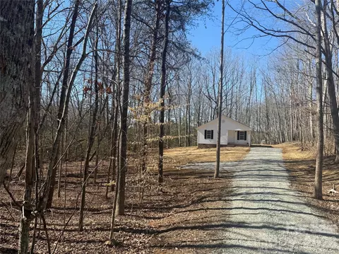 3937 Acron Ln, Maiden, NC 28650