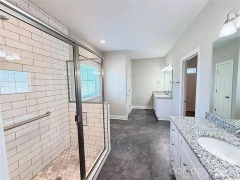 Bath - 1055 Coppergate Dr, Salisbury, NC 28147 photo 1 of 3