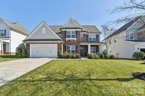 204 Hampton Trail Dr, Fort Mill, SC 29708