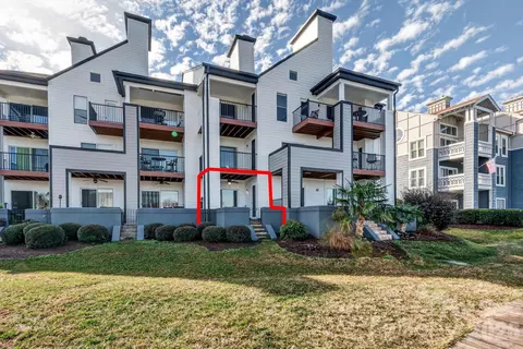 18695 Vineyard Point Ln, Cornelius, NC 28031