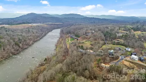 406 Blue Mind 75 Way #75, Asheville, NC 28804