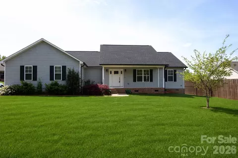 3897 Ritchie Rd, Lincolnton, NC 28092