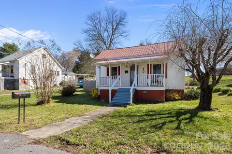 264 Church St, Marion, NC 28752