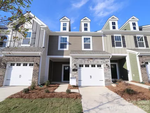 1114 Overbrook Pl, Wingate, NC 28174