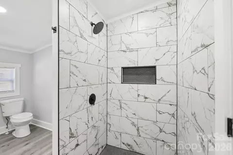 Bath - 10372 Turnplow Dr, Davidson, NC 28036 photo 2 of 2