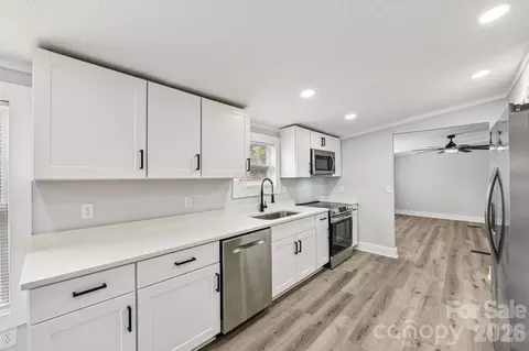 Kitchen - 10372 Turnplow Dr, Davidson, NC 28036 photo 1 of 1