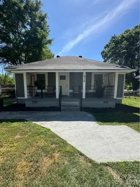 918 8th St, Lancaster, SC 29720