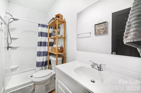 Bath - 918 8th St, Lancaster, SC 29720 photo 1 of 2