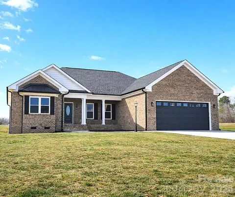 3243 Wilson 11 Ct #11, Lincolnton, NC 28092