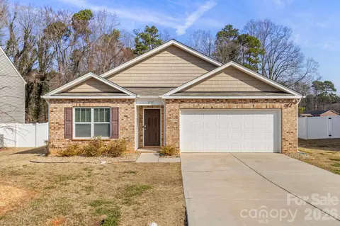 2277 Meadow Stream Dr, Sherrills Ford, NC 28673