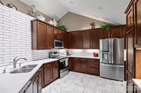 Kitchen - 768 Ledgestone Ct, Tega Cay, SC 29708 photo 2 of 2