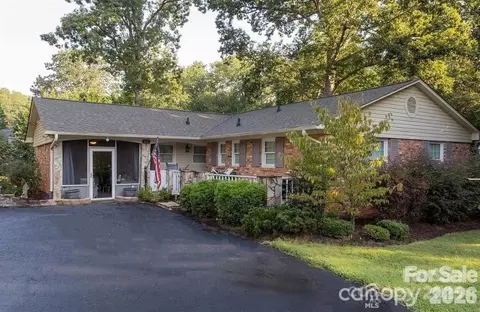 211 General Stonewall Jackson Dr, Stanley, NC 28164
