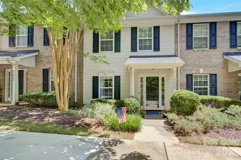 17640 Caldwell Track Dr, Cornelius, NC 28031
