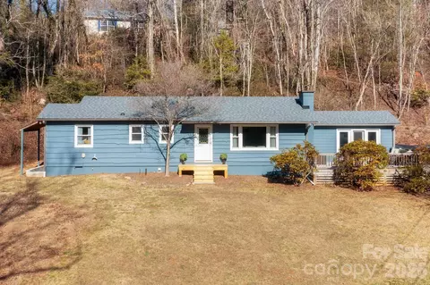 3 Valley Ln, Asheville, NC 28804