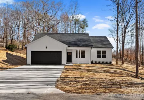1909 Rucker Rd, Shelby, NC 28152