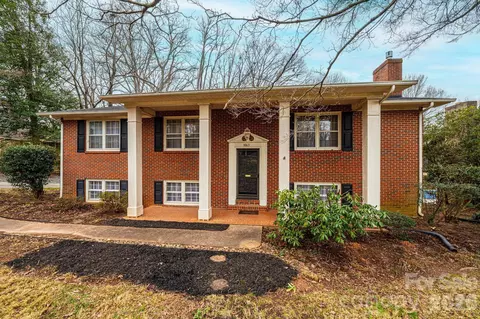 1063 4th Avenue Nw Dr NW, Hickory, NC 28601