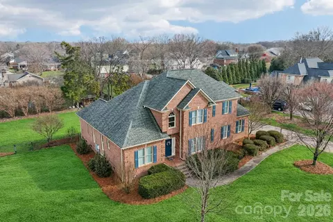 7986 Cotton St, Harrisburg, NC 28075