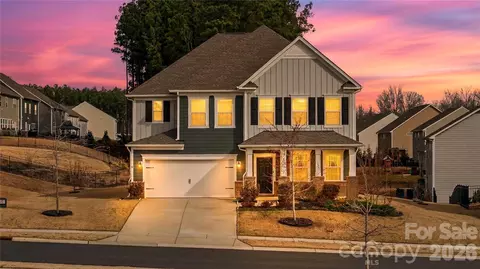 151 Outrigger Ln, Troutman, NC 28166