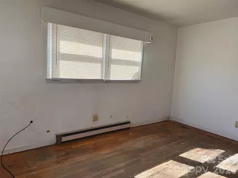 427 Clinton Ave, Lancaster, SC 29720 photo 4