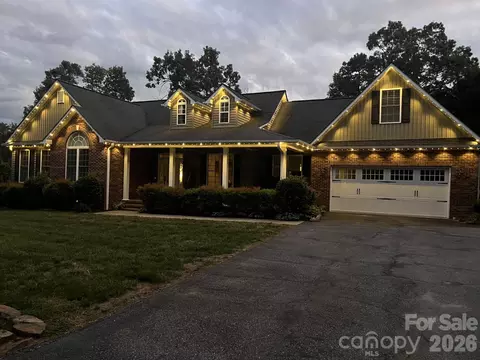 Exterior - 110 Mandy Ln, Tryon, NC 28782 photo 10 of 16