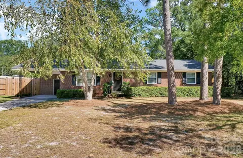 514 Long Leaf Acres Dr, Wilmington, NC 28405