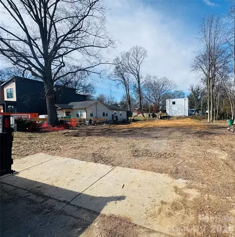 2429 Barry St, Charlotte, NC 28205