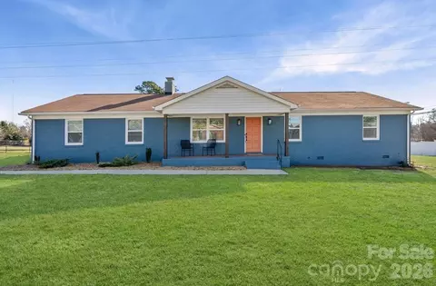 16808 Knoxwood Dr, Huntersville, NC 28078